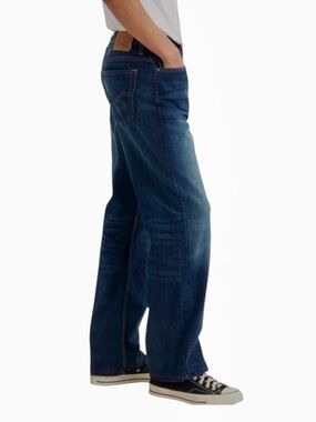 Levi's Loose Straight 569 Dark Blue Slightly Dustressed Denim Jeans 
W36 L 30